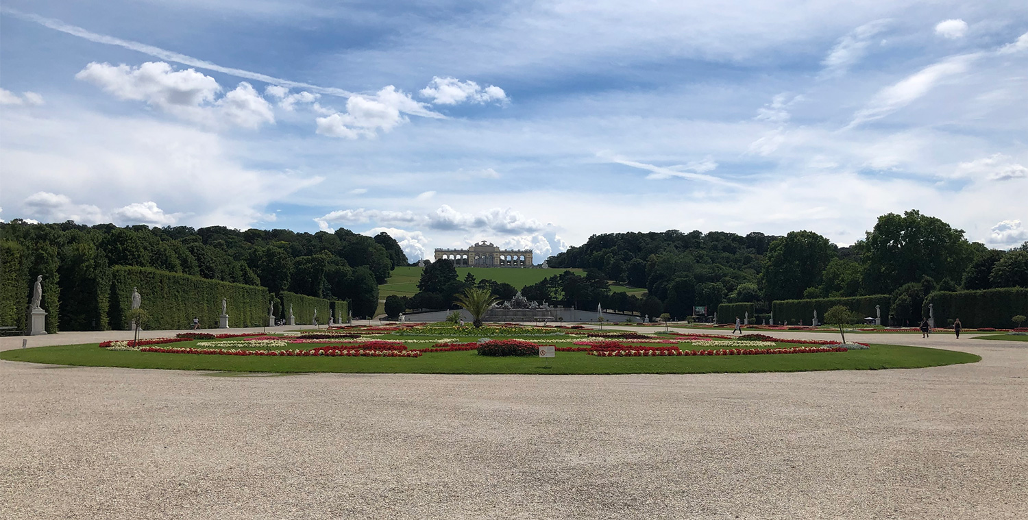 NewWorkWalk Schoenbrunn
